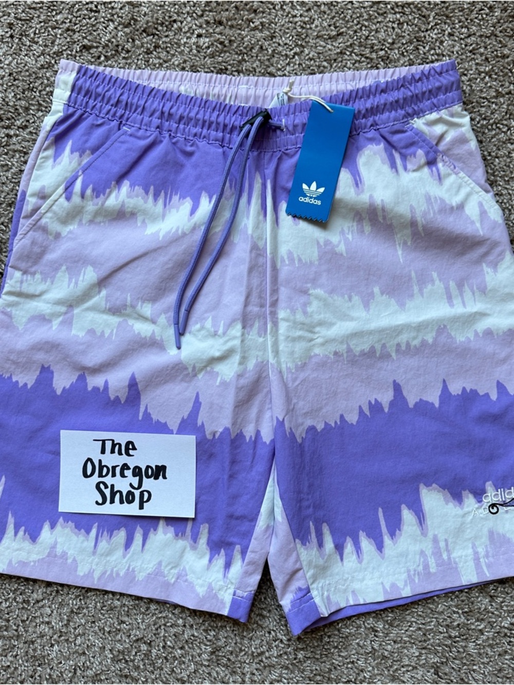 ADIDAS ADVENTURE ARCHIVE PRINTED WOVEN SHORTS MENS SMALL CHAMELEON PURPLE WHITE